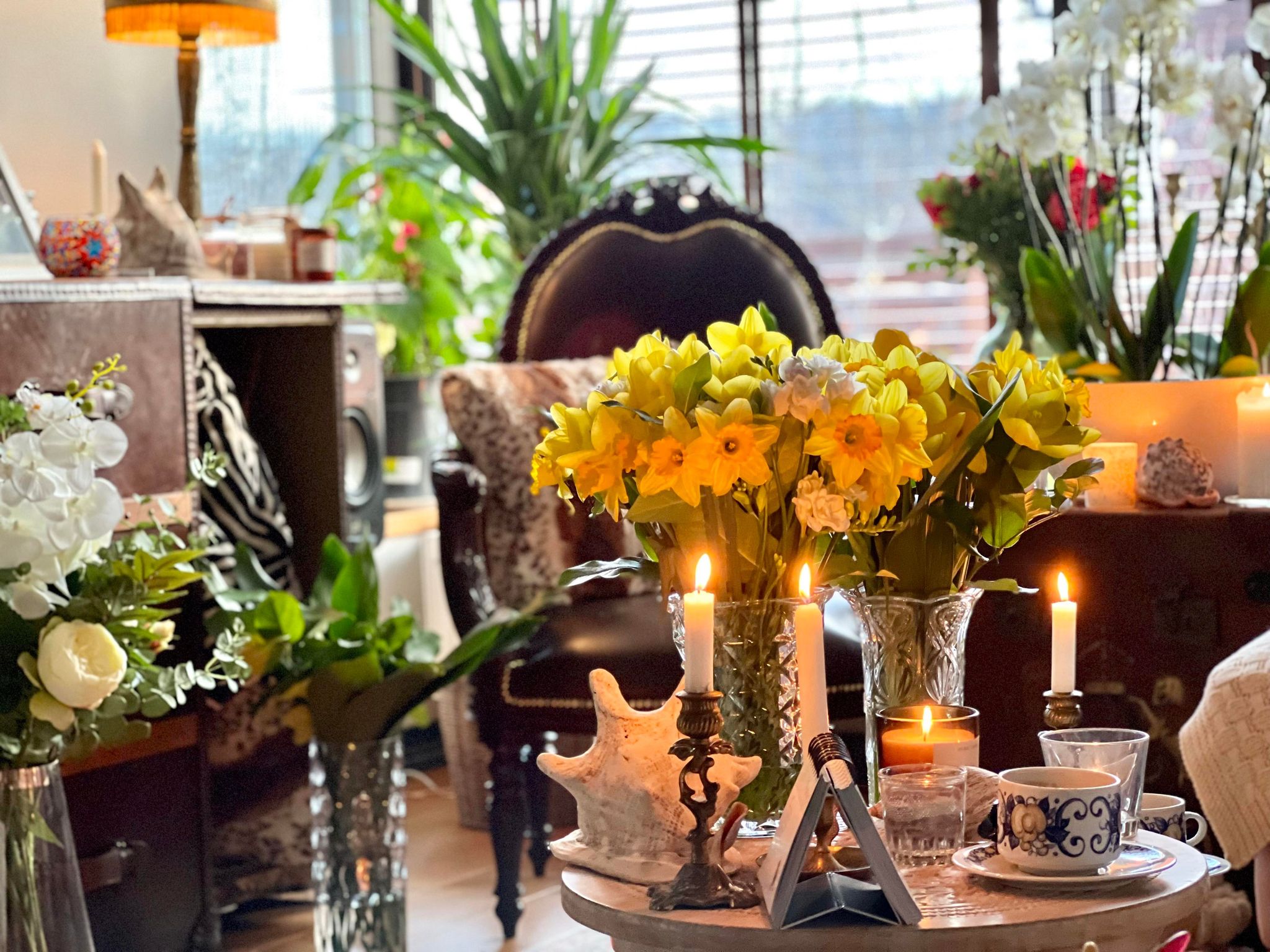 Îi las pe alții să fie experți